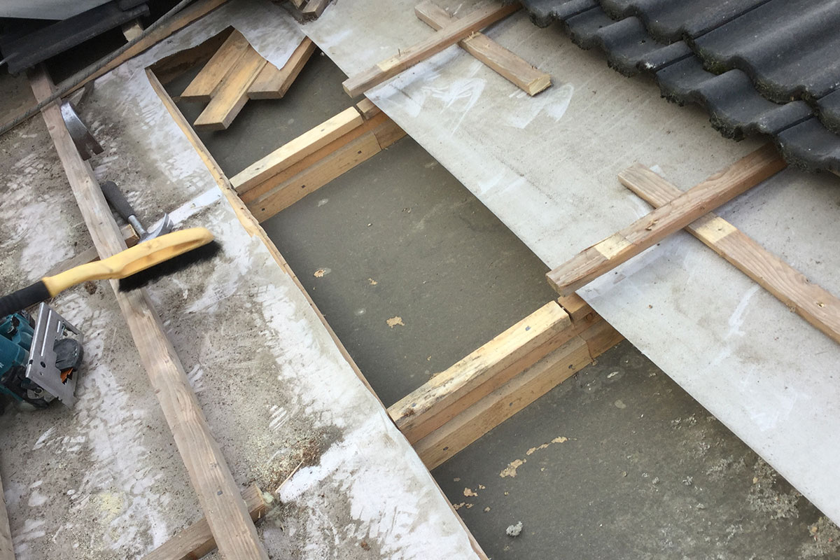 Aluskatteen korjaus Heinola – varmistamme katon vedenpitävyyden ja rakenteiden suojan 