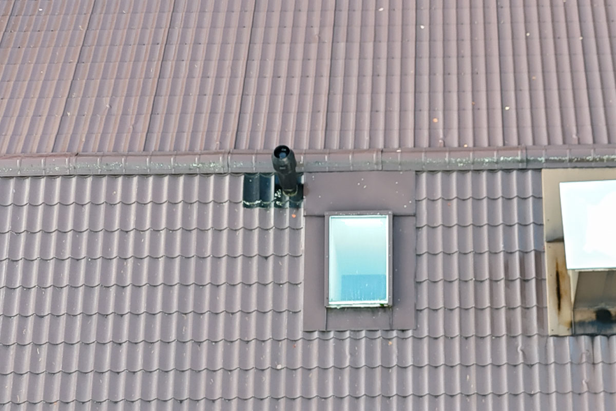 Kattoikkunan, kattovalokuvun, kattoluukun tai kattoläpiviennin vuotokorjaukset Artjärvellä 