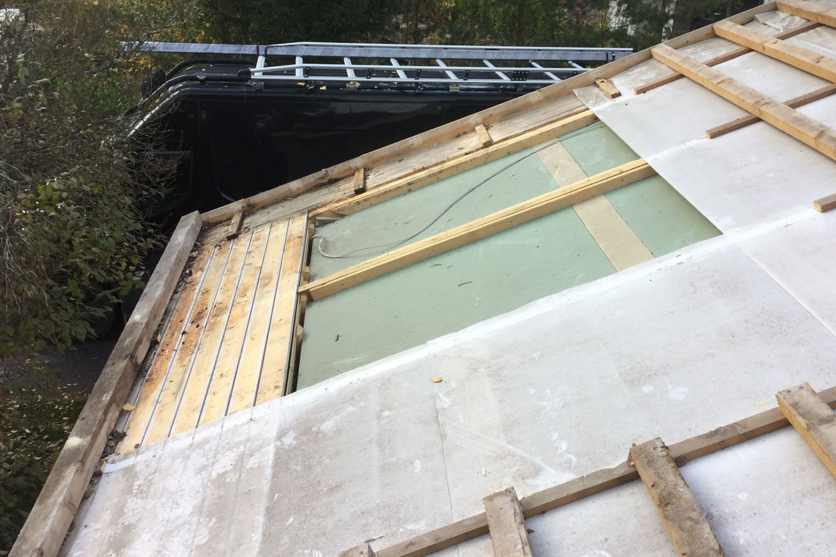 Aluskatteen korjaus Kaavi – varmistamme katon toimivuuden ja kestävyyden