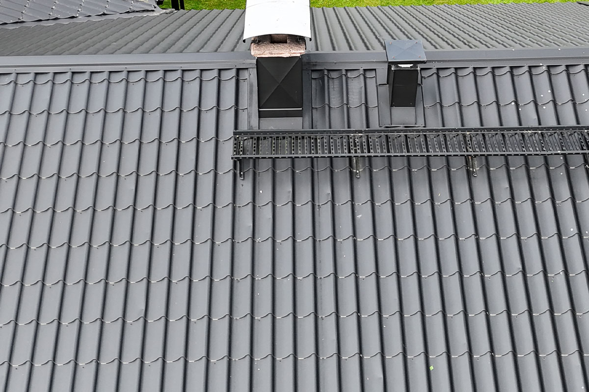 Peltikaton korjaus Juankoskella varmistaa pitkäikäisyyden ja mielenrauhan kaikissa olosuhteissa. 