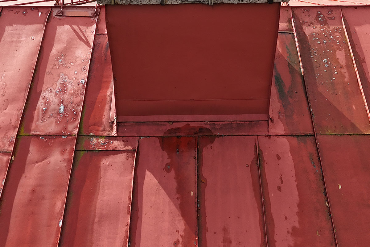 Omakotitalojen, kesämökkien ja muiden rakennusten katon korjaukset Hinnerjoella 