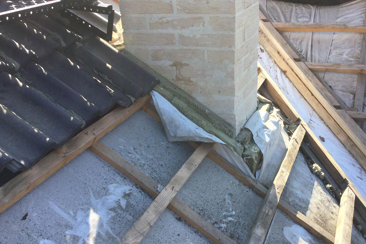 Aluskatteen korjaus, paikkaus ja tiivistys Janakkala, pitävä kunnostus taitureidemme kautta 