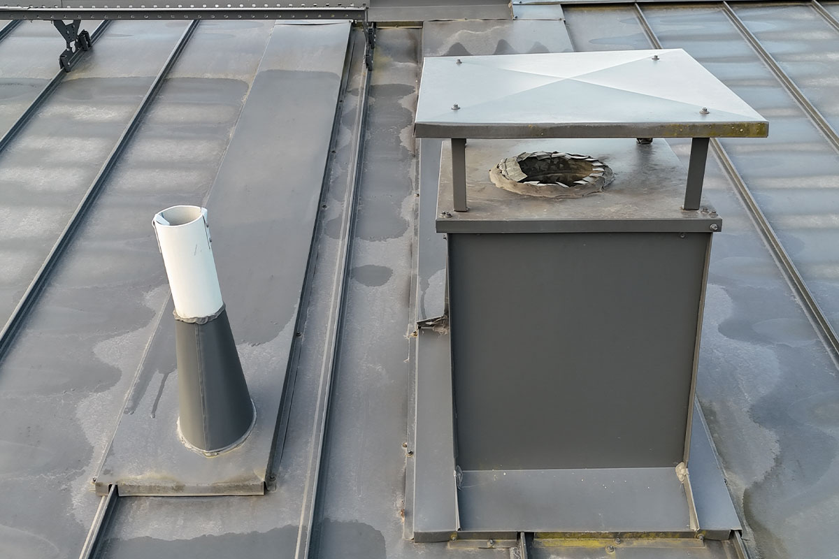 Peltikaton korjaus Jalasjärvi – laadukkaat ratkaisut kaikille peltikatoille 