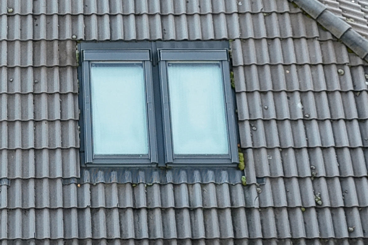 Kattoikkunan, kattovalokuvun tai kattoluukun vuotokorjaukset kätevästi Alastarossa 