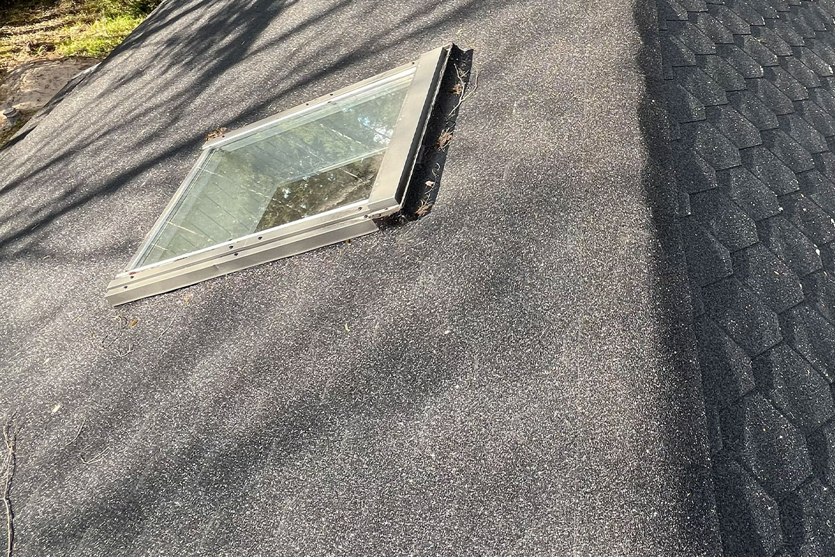 Kattoikkuna, kattovalokupu, kattoluukku tai kattoläpivienti vuotaa Imatra – Korjaus onnistuu, kun asialla ovat osaavat ammattilaisemme! 