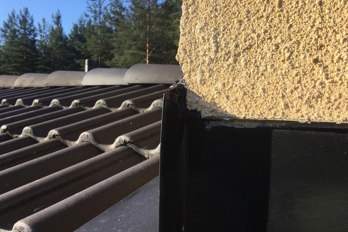 Tiilikaton korjaus Imatra – Tinkimättömällä tarkkuudella toteutettu tiilikattokorjaus tästä osoitteesta 