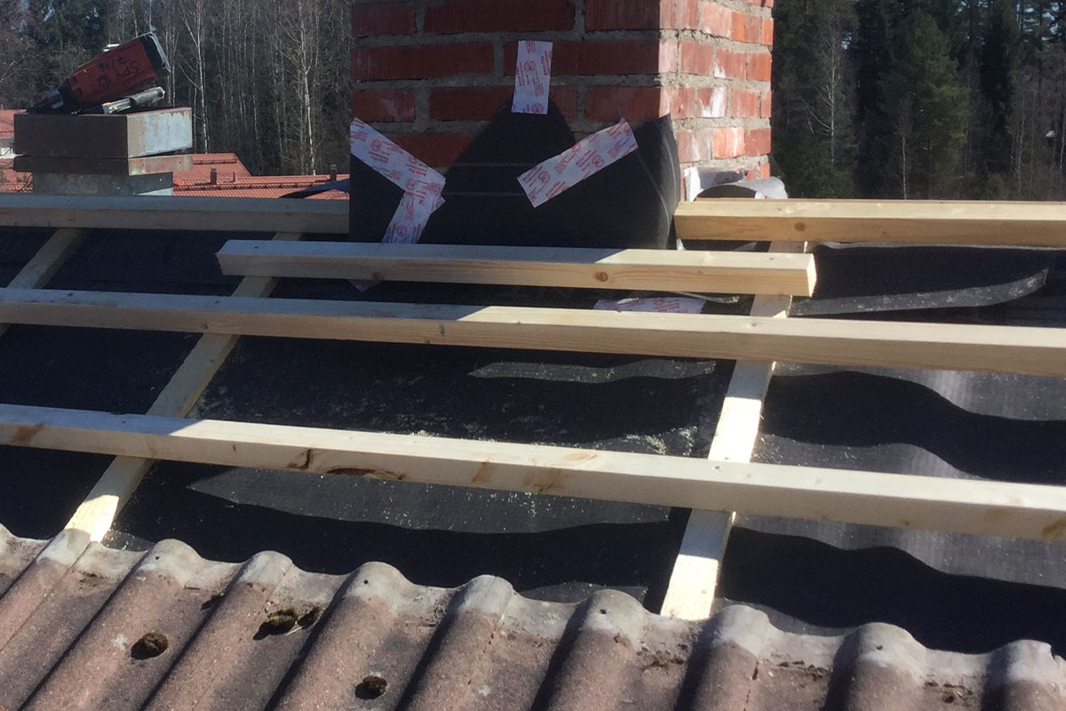 Tiilikaton kunnostuspalvelut Anjalankoskella – asiantuntevaa ja laadukasta työtä 