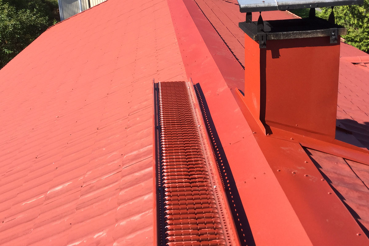 Omakotitalon, kesämökin tai muun rakennuksen katon korjaustyöt laadukkaasti Ilmajoella 